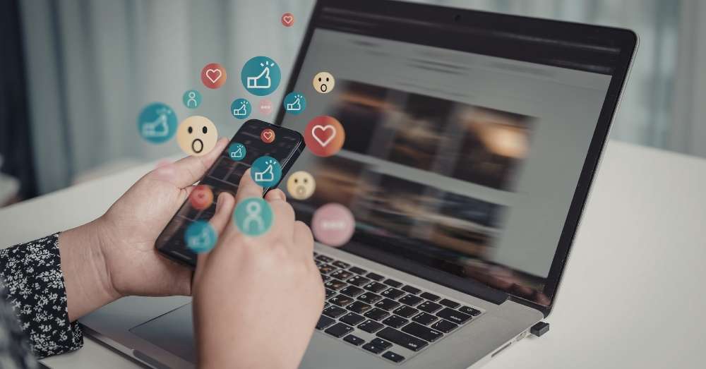 How to Protect Your Mental Health While Using Social Media