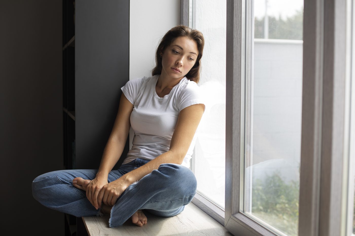 A clinician reviewing an anxiety treatment plan
